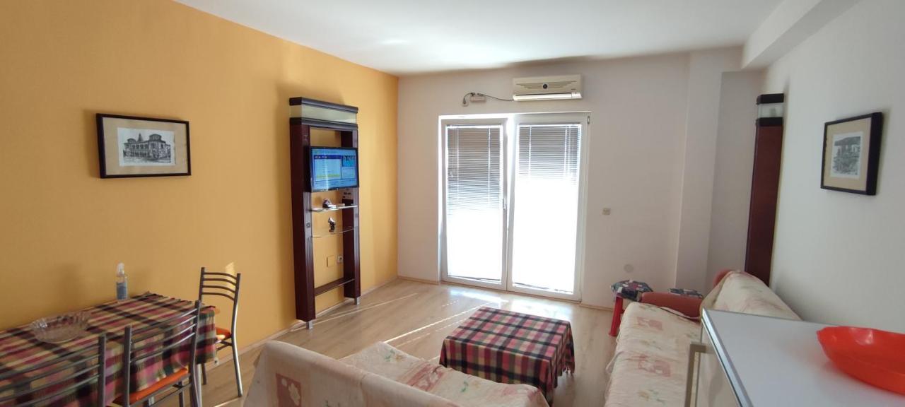 Apartments Vela - Pestani, オフリド エクステリア 写真