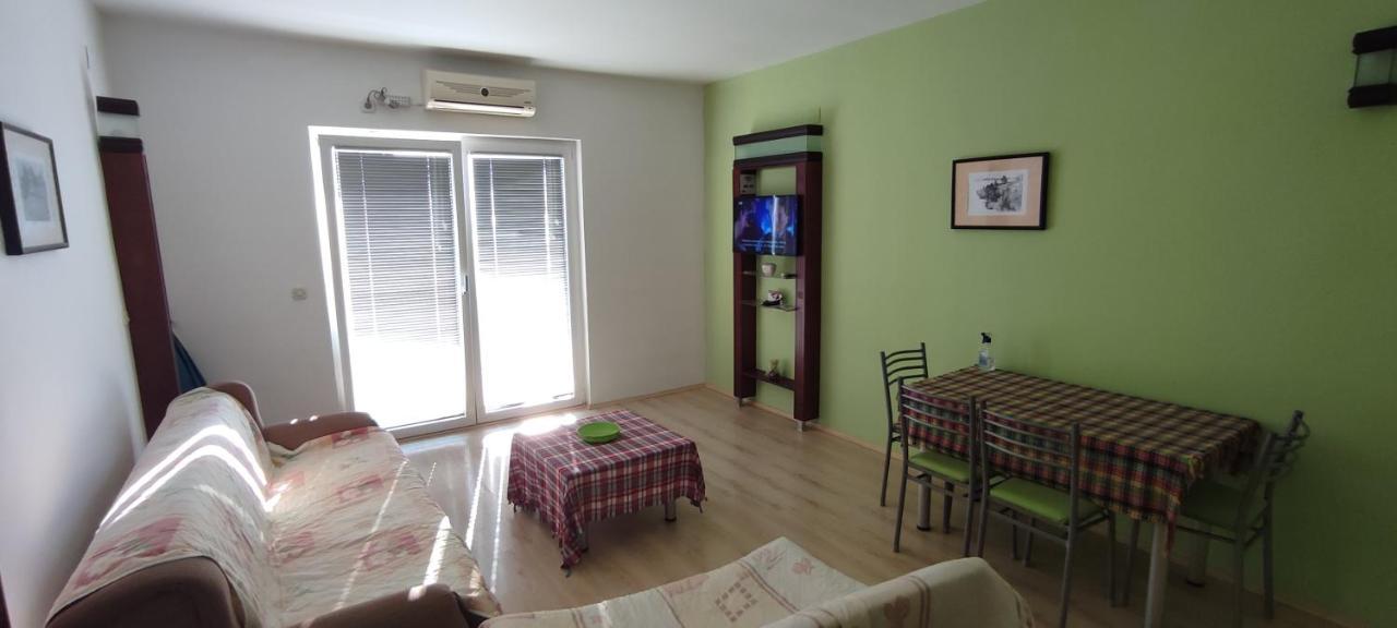 Apartments Vela - Pestani, オフリド エクステリア 写真