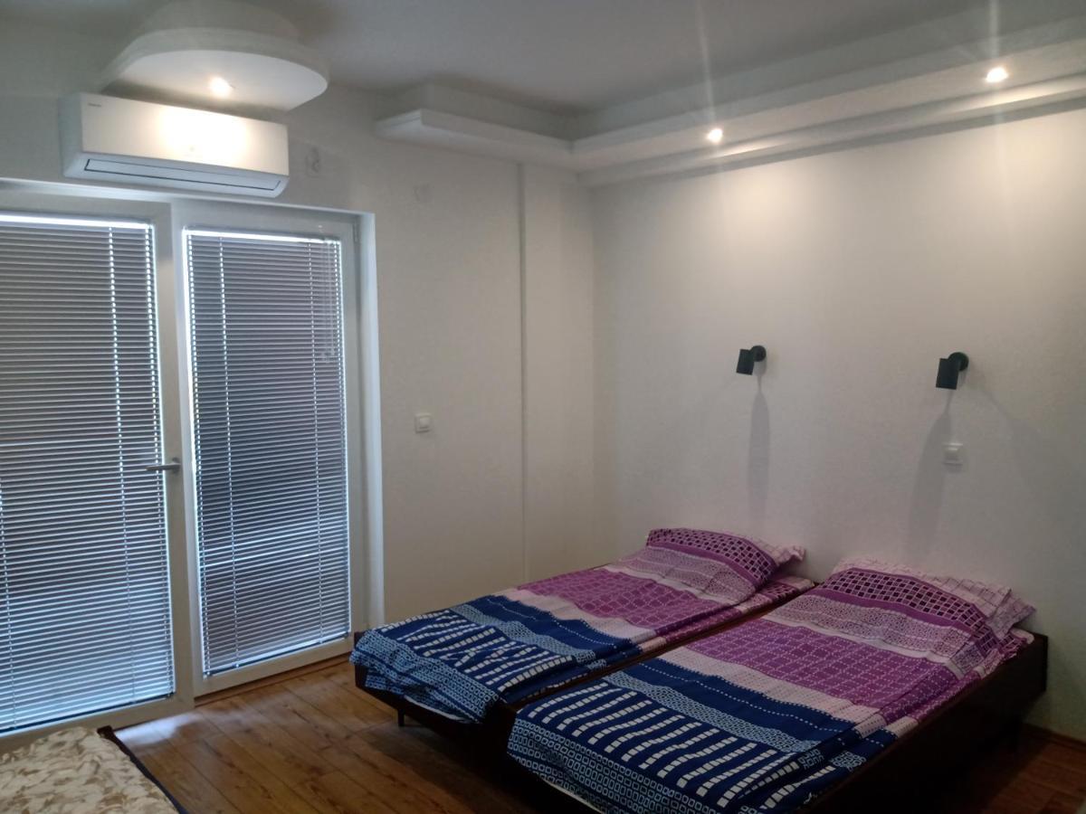 Apartments Vela - Pestani, オフリド エクステリア 写真